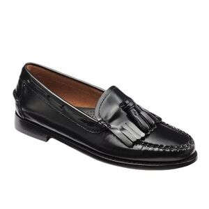 G.H. Bass & Co. Shiny Black Tassel Esther Loafers